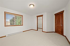 2386 Inverclyde Way — listing photo 15 of 30