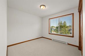 2386 Inverclyde Way — listing photo 16 of 30