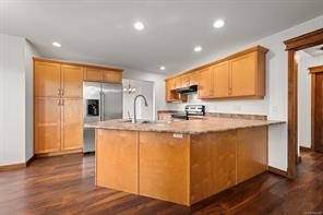 2386 Inverclyde Way — listing photo 18 of 30