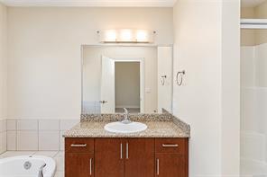 2105 Greenhill Rise — listing photo 23 of 38