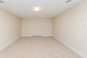 2105 Greenhill Rise — listing photo 35 of 38