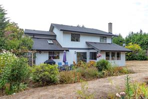 B-3876 Finnerty Rd — listing photo 24 of 27