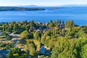 7815 Lantzville Rd — listing photo 23 of 86