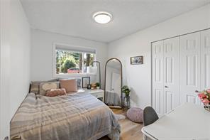 608 Brookeside Pl — listing photo 18 of 32