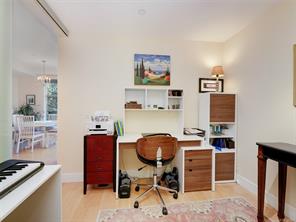 107-3234 Holgate Lane — listing photo 17 of 36