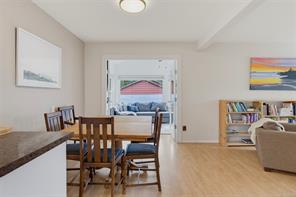 560 Ridley Dr — listing photo 16 of 47