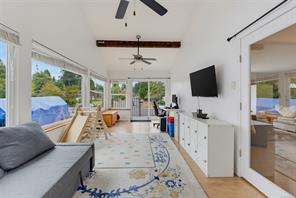 560 Ridley Dr — listing photo 20 of 47