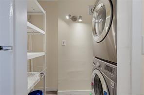 560 Ridley Dr — listing photo 29 of 47