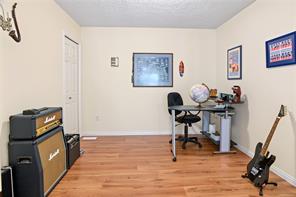 2962 Caswell St — listing photo 20 of 38