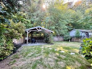 2962 Caswell St — listing photo 24 of 38