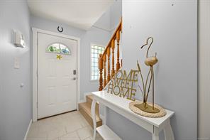 B-4657 Valecourt Cres — listing photo 15 of 36