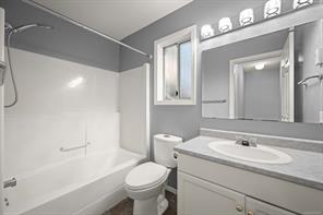 B-4657 Valecourt Cres — listing photo 19 of 36