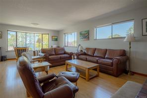 7115 Huddlestone Rd — listing photo 17 of 40