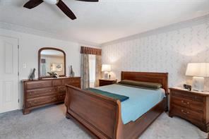 887 Kentwood Lane — listing photo 36 of 62