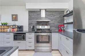107-9916 Daniel St — listing photo 14 of 29
