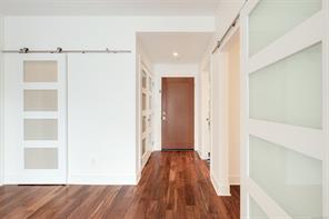 N414-1105 Pandora Ave — listing photo 30 of 53