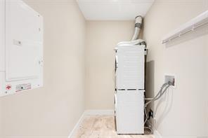 N414-1105 Pandora Ave — listing photo 31 of 53