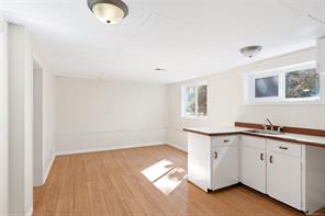 1055 Clarke Rd — listing photo 20 of 43