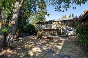 1055 Clarke Rd — listing photo 29 of 43