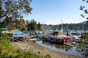 1055 Clarke Rd — listing photo 40 of 43