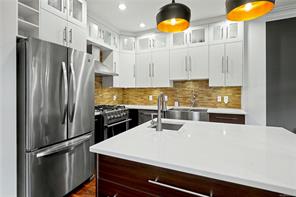 4-2622 Shelbourne St — listing photo 16 of 35