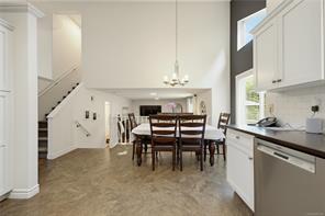 836 Glengarry Cres — listing photo 23 of 71