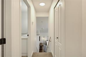 836 Glengarry Cres — listing photo 33 of 71