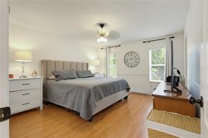 836 Glengarry Cres — listing photo 36 of 71