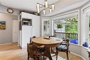 429 Howes Rd — listing photo 19 of 96
