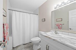 620 Spruce St — listing photo 26 of 73