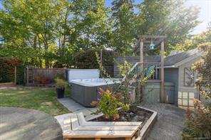 620 Spruce St — listing photo 60 of 73