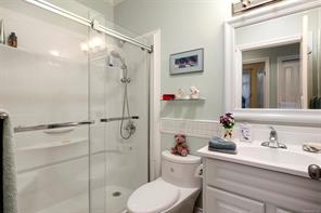 2561 Hebrides Cres — listing photo 28 of 35