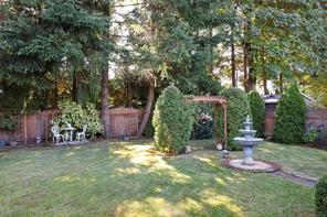 2561 Hebrides Cres — listing photo 33 of 35