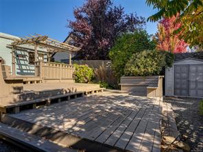865 Bank St — listing photo 27 of 32