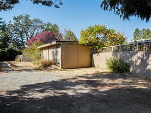 865 Bank St — listing photo 30 of 32