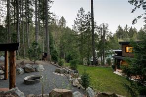1535 Eagle Way — listing photo 35 of 36