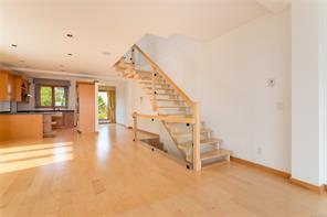 1518 Dallas Rd — listing photo 21 of 63