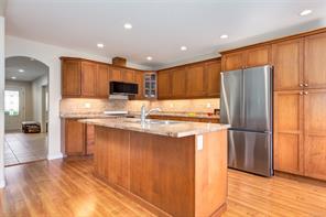 1153 Roberton Blvd — listing photo 20 of 53