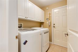 1153 Roberton Blvd — listing photo 33 of 53