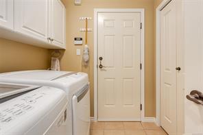 1153 Roberton Blvd — listing photo 34 of 53