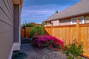1153 Roberton Blvd — listing photo 39 of 53