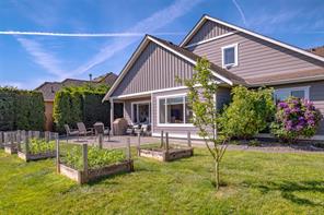 1153 Roberton Blvd — listing photo 43 of 53
