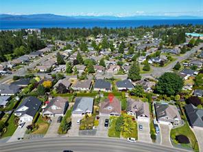 1153 Roberton Blvd — listing photo 46 of 53