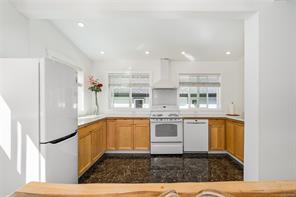 471 Selby St — listing photo 35 of 92