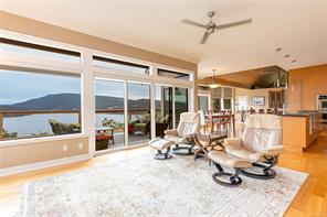 526 Bayview Pl — listing photo 17 of 51