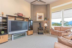 526 Bayview Pl — listing photo 26 of 51