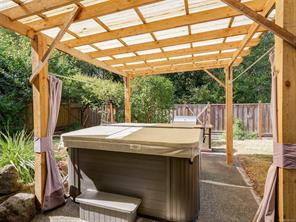 4290 Eastridge Cres — listing photo 41 of 61