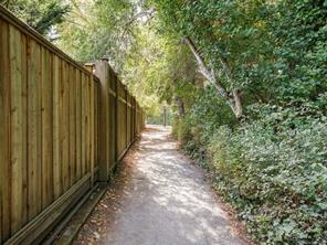 4290 Eastridge Cres — listing photo 48 of 61