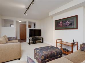 916 Claremont Ave — listing photo 25 of 48