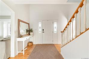 1940 Emma Way — listing photo 24 of 94